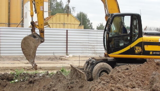 Выкопать яму экскаватором в Нижневартовске от 933 руб. - 2Землекопа-Нжт 